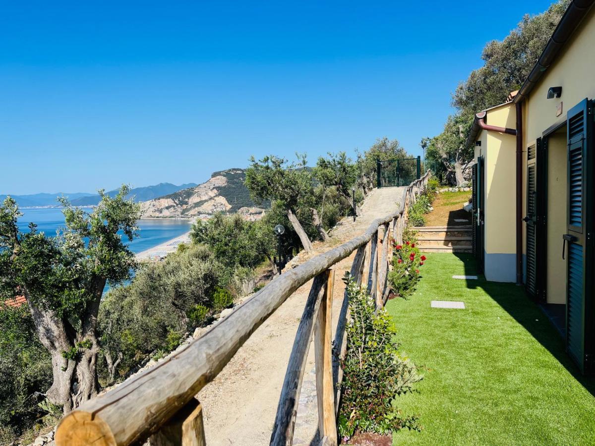 Hotel Eufonia Del Mare Finale Ligure Exterior foto